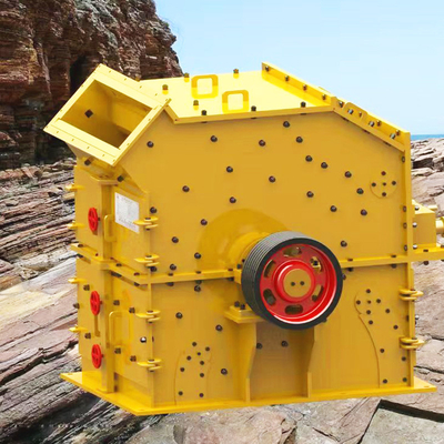 5-70 mm Mesh Grootte Horizontale Impact Crusher Aanpasbare kleur Met hoge efficiëntie